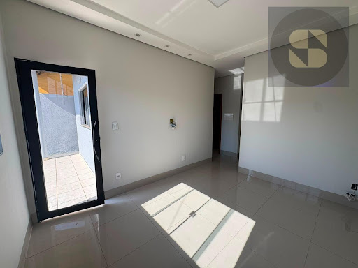 Casa à venda em Cuiabá 50,37m² 2 dorms 2 banheiros