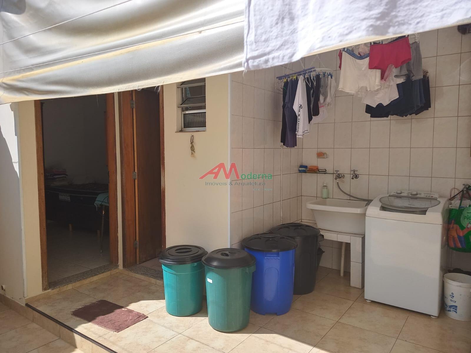 Casa à venda com 4 quartos, 2 banheiros, 6 vagas e 258m² no Rudge Ramos, São Bernardo do Campo (SP) — foto 25 de 30