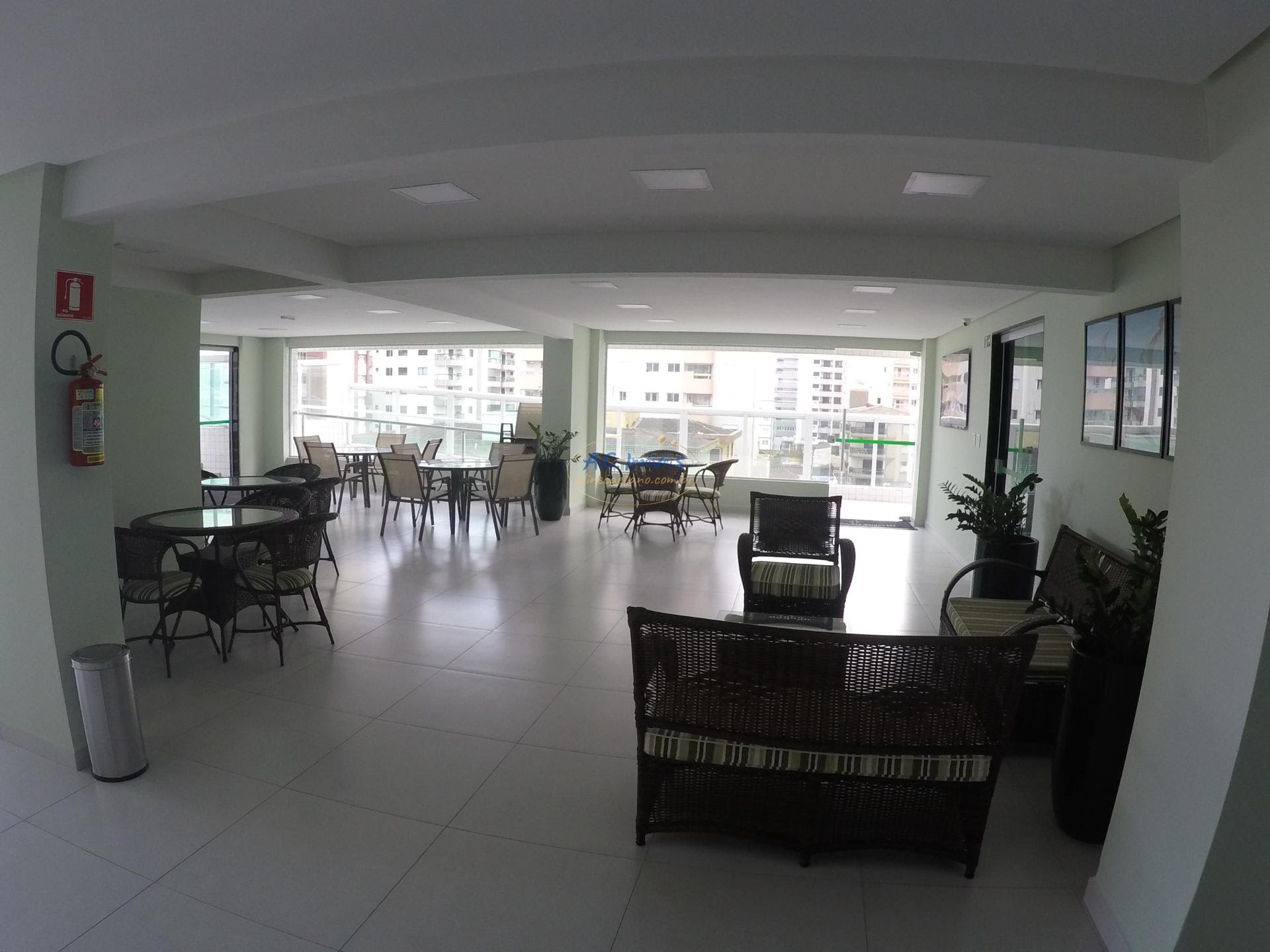Apartamento para alugar com 2 quartos, 1 suíte, 2 vagas e 106m² no Vila Tupi, Praia Grande (SP) — foto 8 de 30