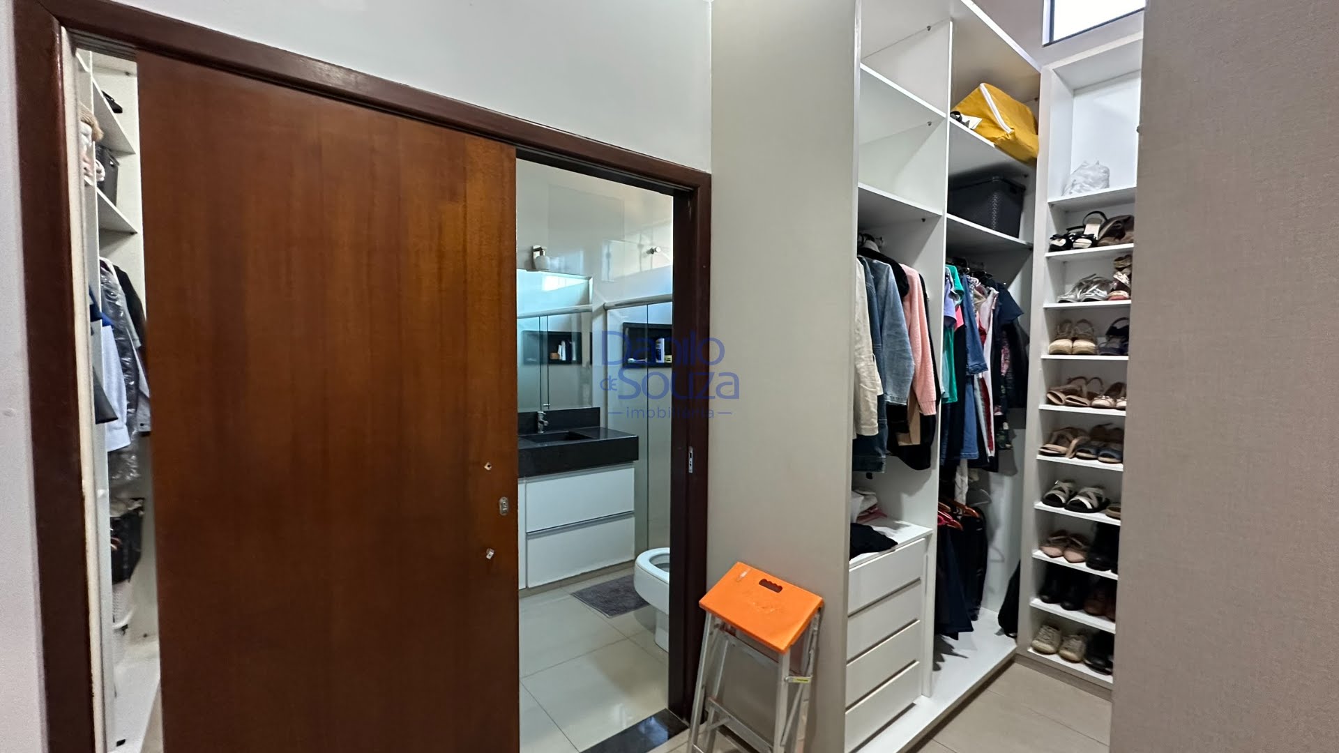 Casa à venda com 3 quartos, 1 suíte, 2 vagas e 360m² no Jardim Imperial, Araxá (MG) — foto 20 de 27