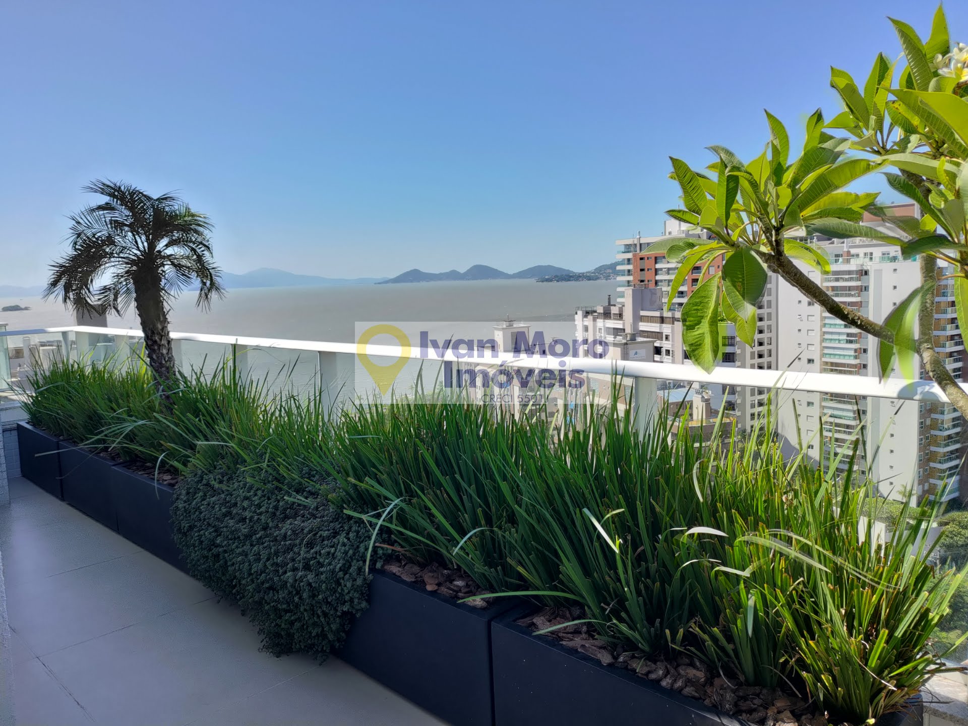 Cobertura à venda com 3 quartos, 3 suítes, 3 vagas e 220m² no Agronômica, Florianópolis (SC) — foto 9 de 30