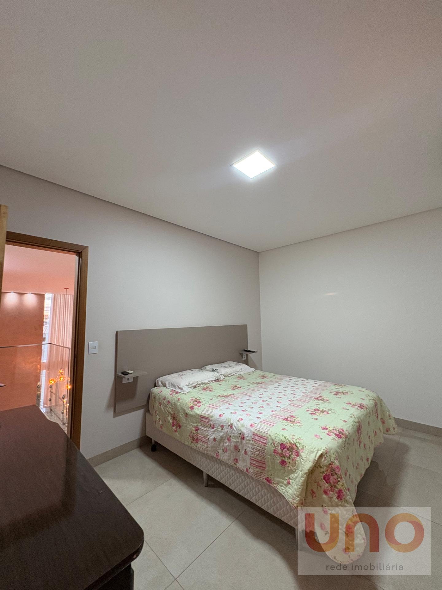 Casa à venda com 3 quartos, 3 suítes, 3 vagas e 226m² no Vila Vilas Boas, Campo Grande (MS) — foto 24 de 30