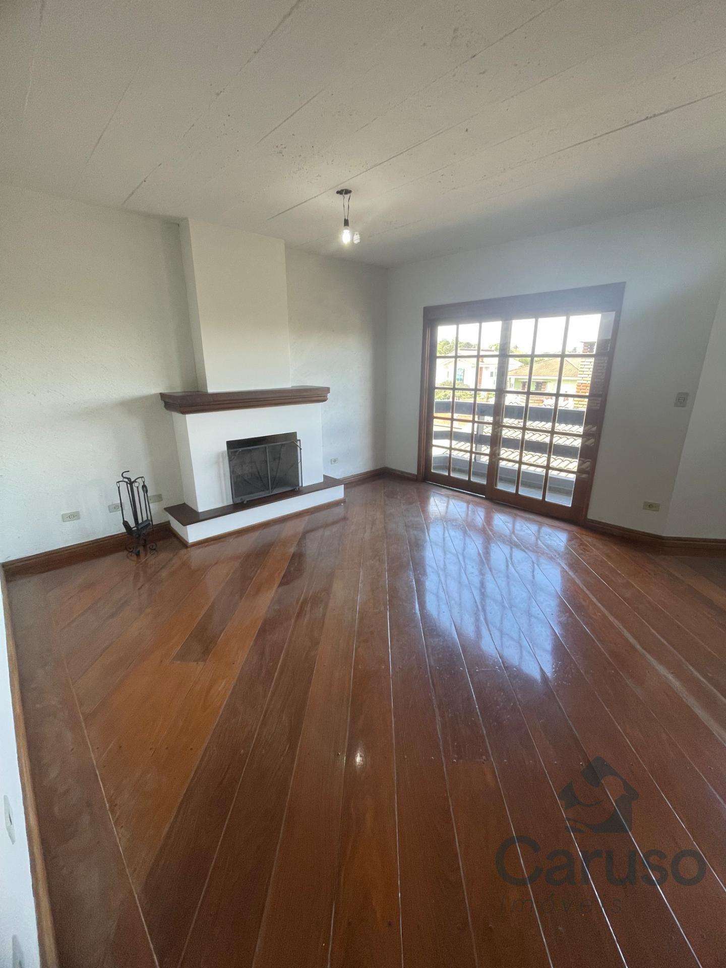 Casa à venda com 3 quartos, 1 suíte, 2 vagas e 267m² no Condomínio Arujazinho IV, Arujá (SP) — foto 7 de 29