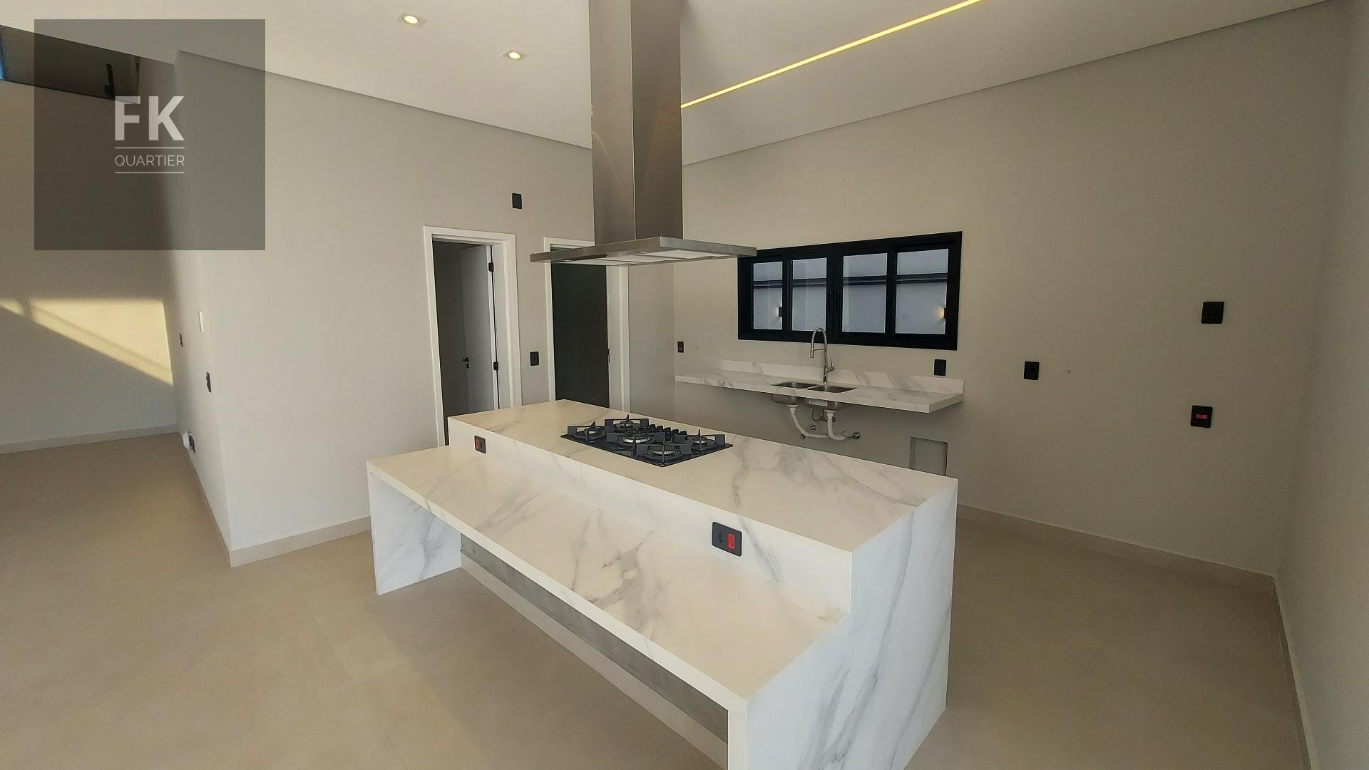 Casa à venda com 5 quartos, 5 suítes, 6 vagas e 518m² no Residencial Morada dos Lagos, Barueri (SP) — foto 10 de 30