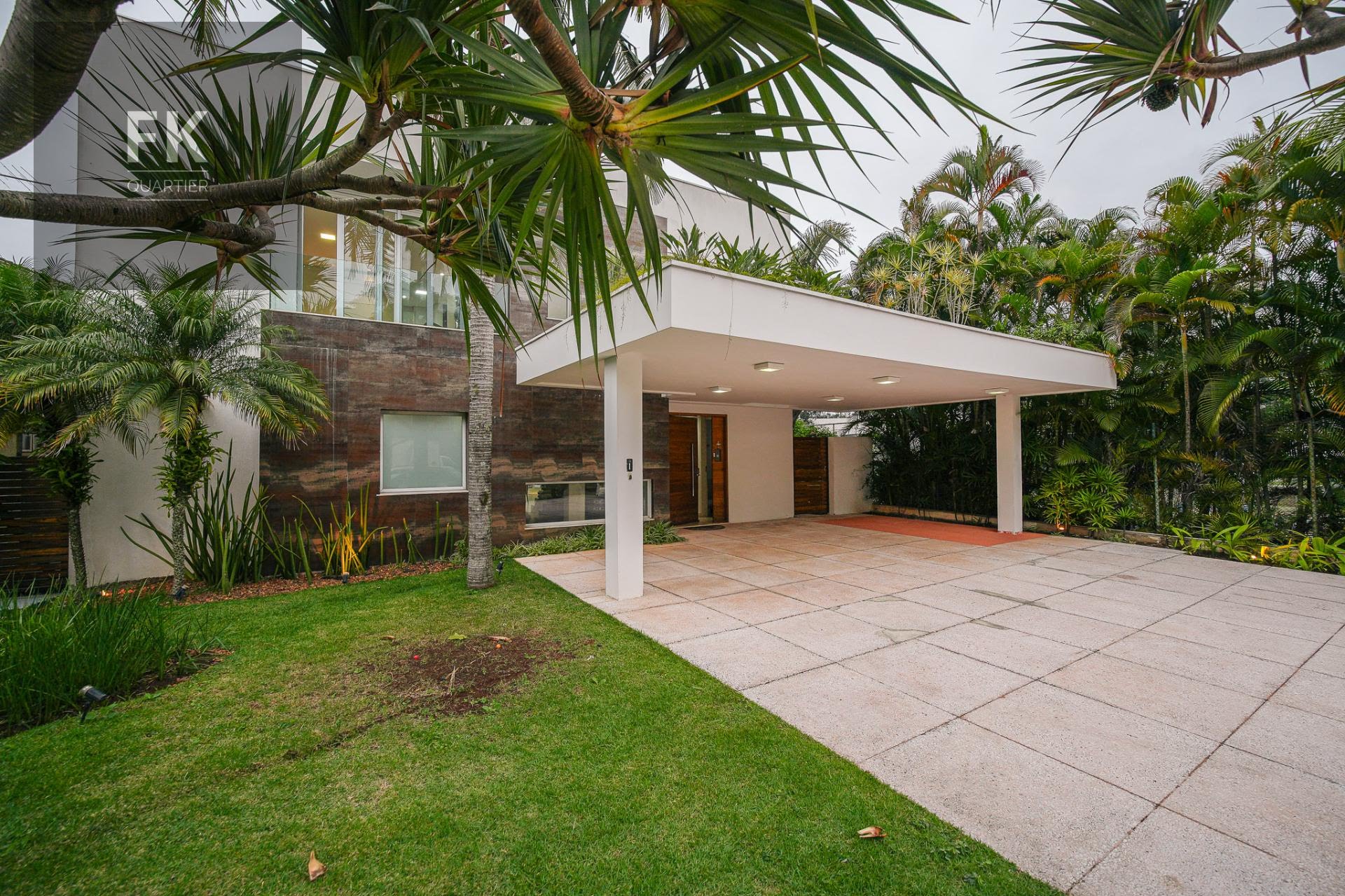 Casa à venda com 5 quartos, 5 suítes, 4 vagas e 598m² no Alphaville, Santana de Parnaíba (SP) — foto 4 de 30