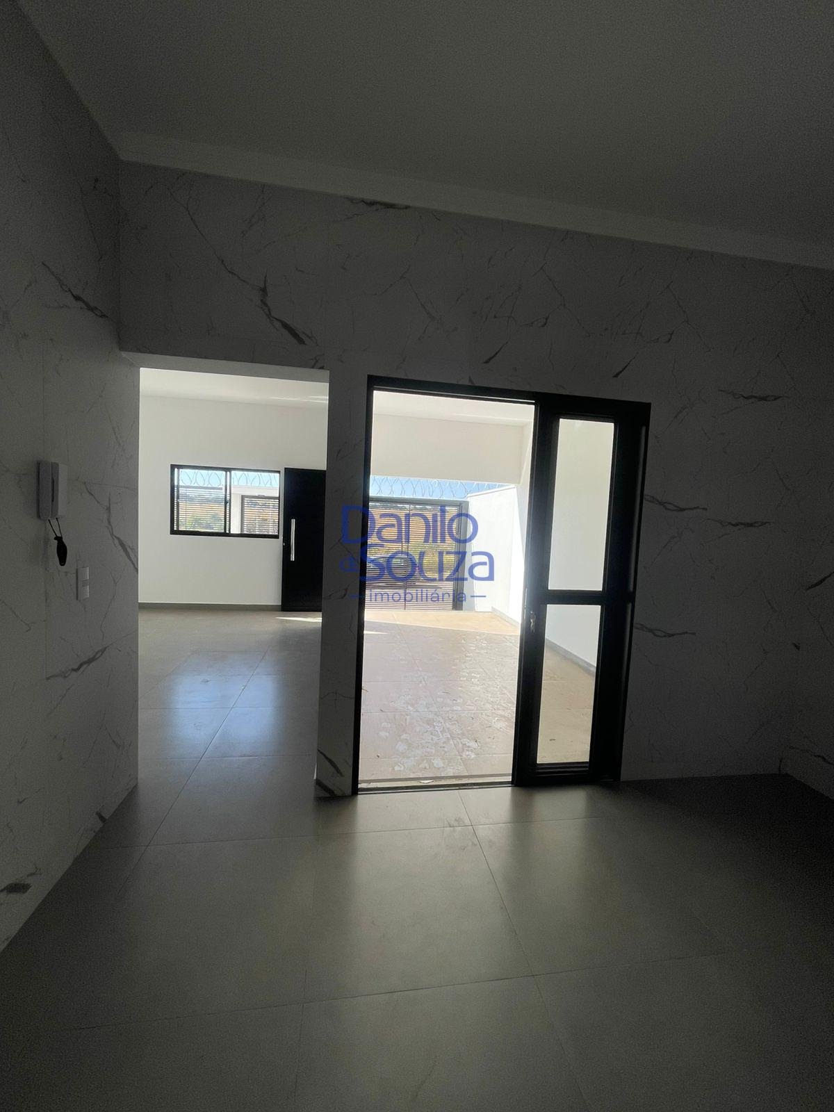 Casa à venda com 2 quartos, 1 suíte, 2 vagas e 107m² no Portal do Camburi, Araxá (MG) — foto 9 de 16