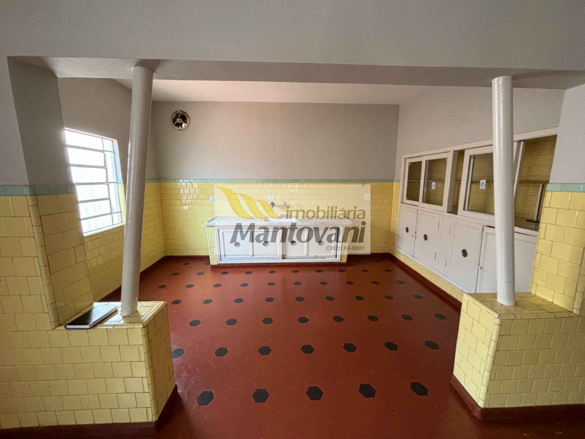 Casa à venda com 3 quartos, 1 suíte, 2 vagas e 270m² no Centro, Tatuí (SP) — foto 5 de 16