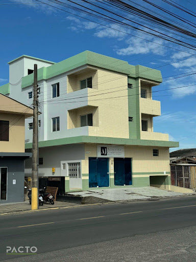Apartamento em Coloninha  -  Araranguá