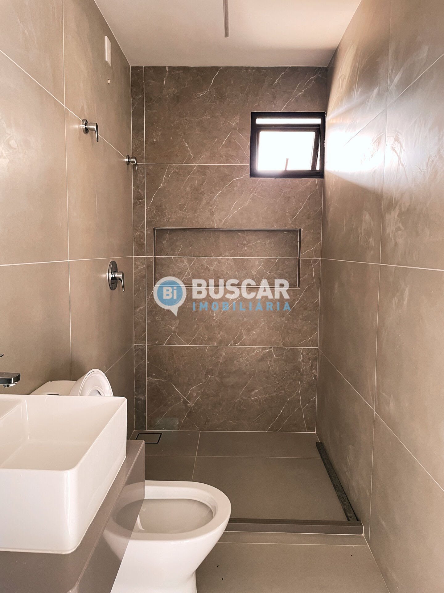 Casa à venda com 4 quartos, 4 suítes, 2 vagas e 252m² no Papagaio, Feira de Santana (BA) — foto 15 de 20
