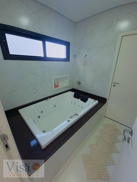 Casa à venda com 4 quartos, 4 suítes e 5 vagas no Centro, Paracatu (MG) — foto 30 de 30
