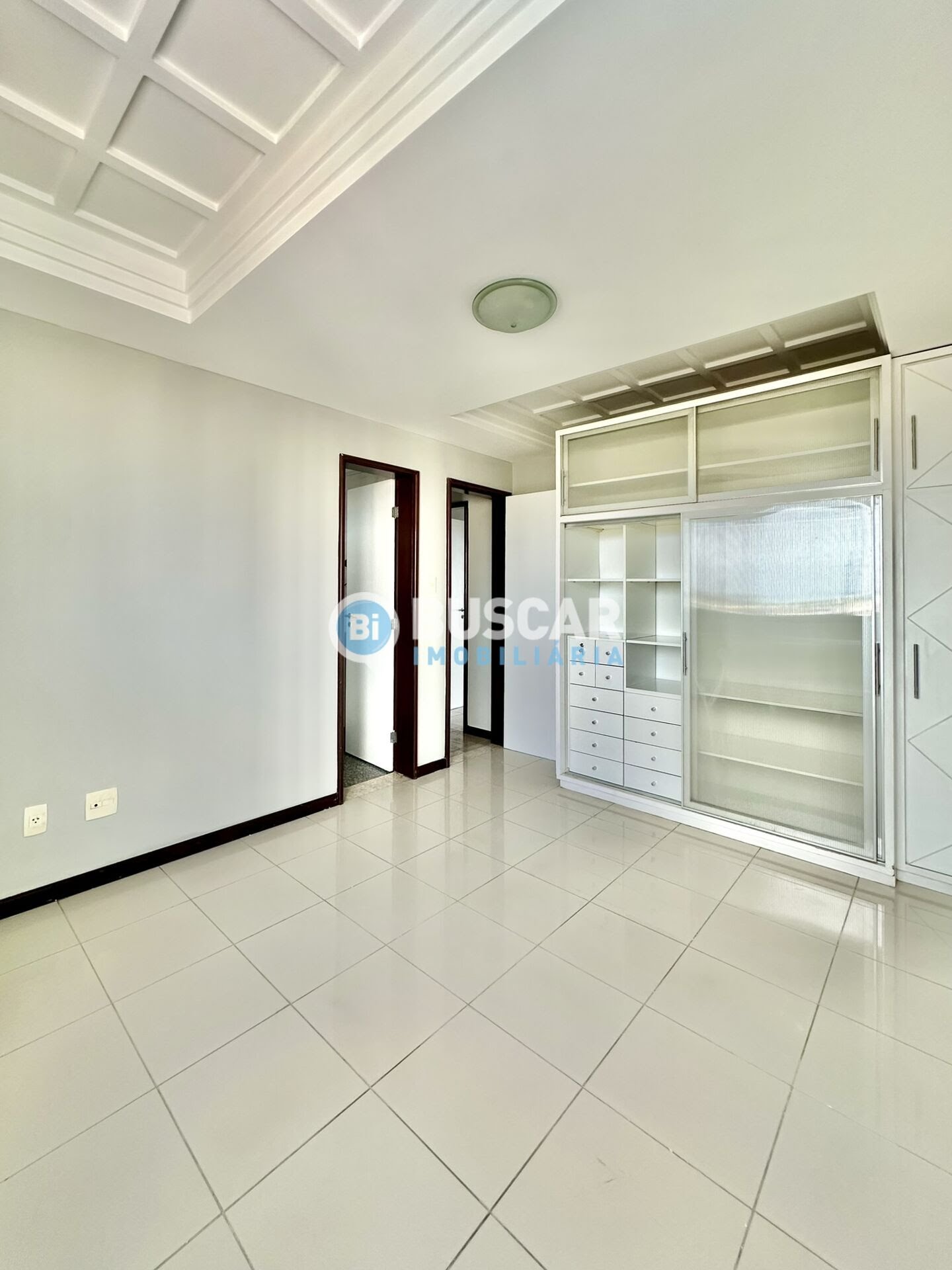 Apartamento à venda com 4 quartos, 3 suítes, 2 vagas e 167m² no Capuchinhos, Feira de Santana (BA) — foto 2 de 30