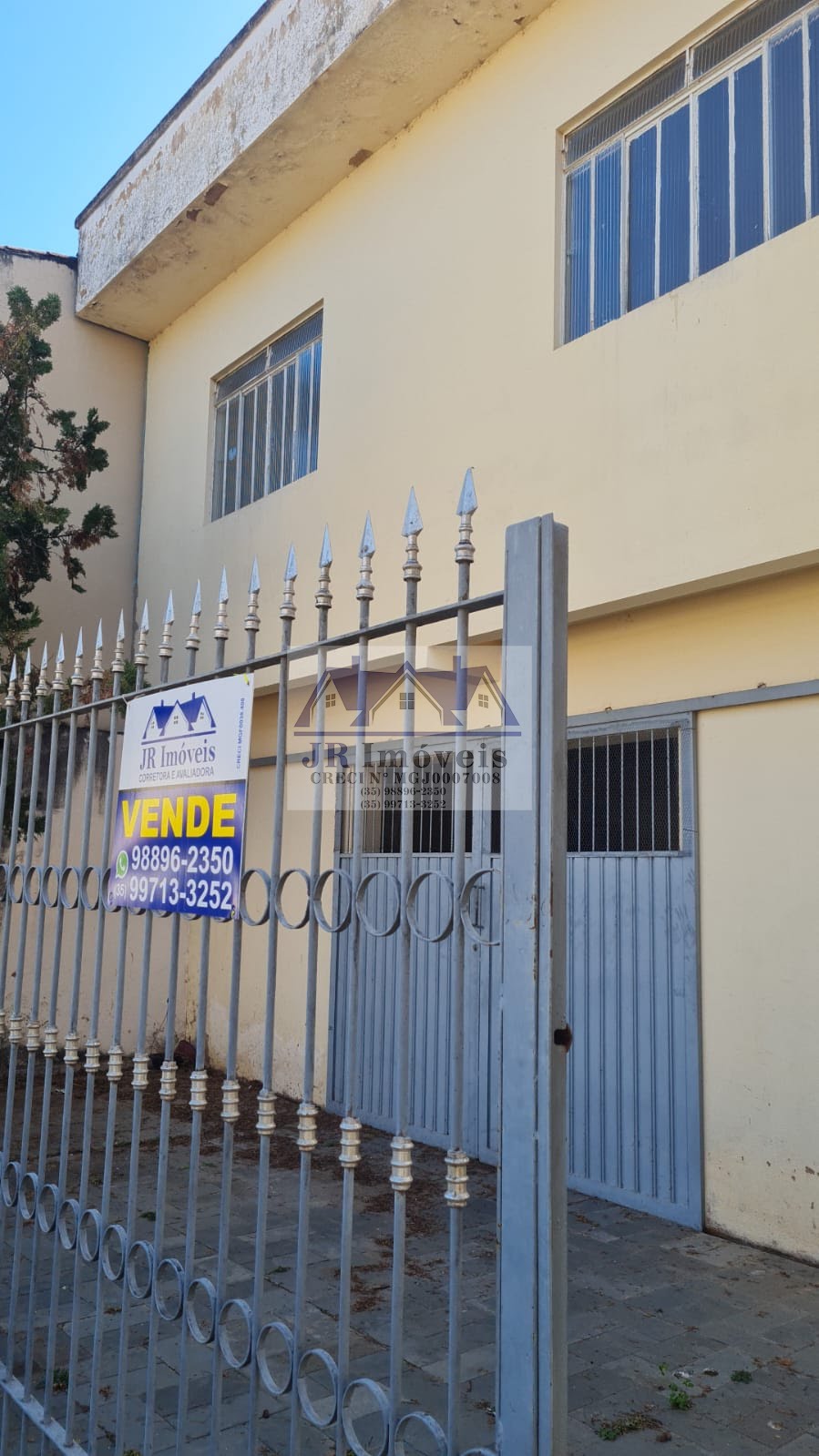 Casa à venda com 2 quartos, 1 banheiro, 2 vagas e 189m² no Vila Isabel, Itajubá (MG) — foto 2 de 29