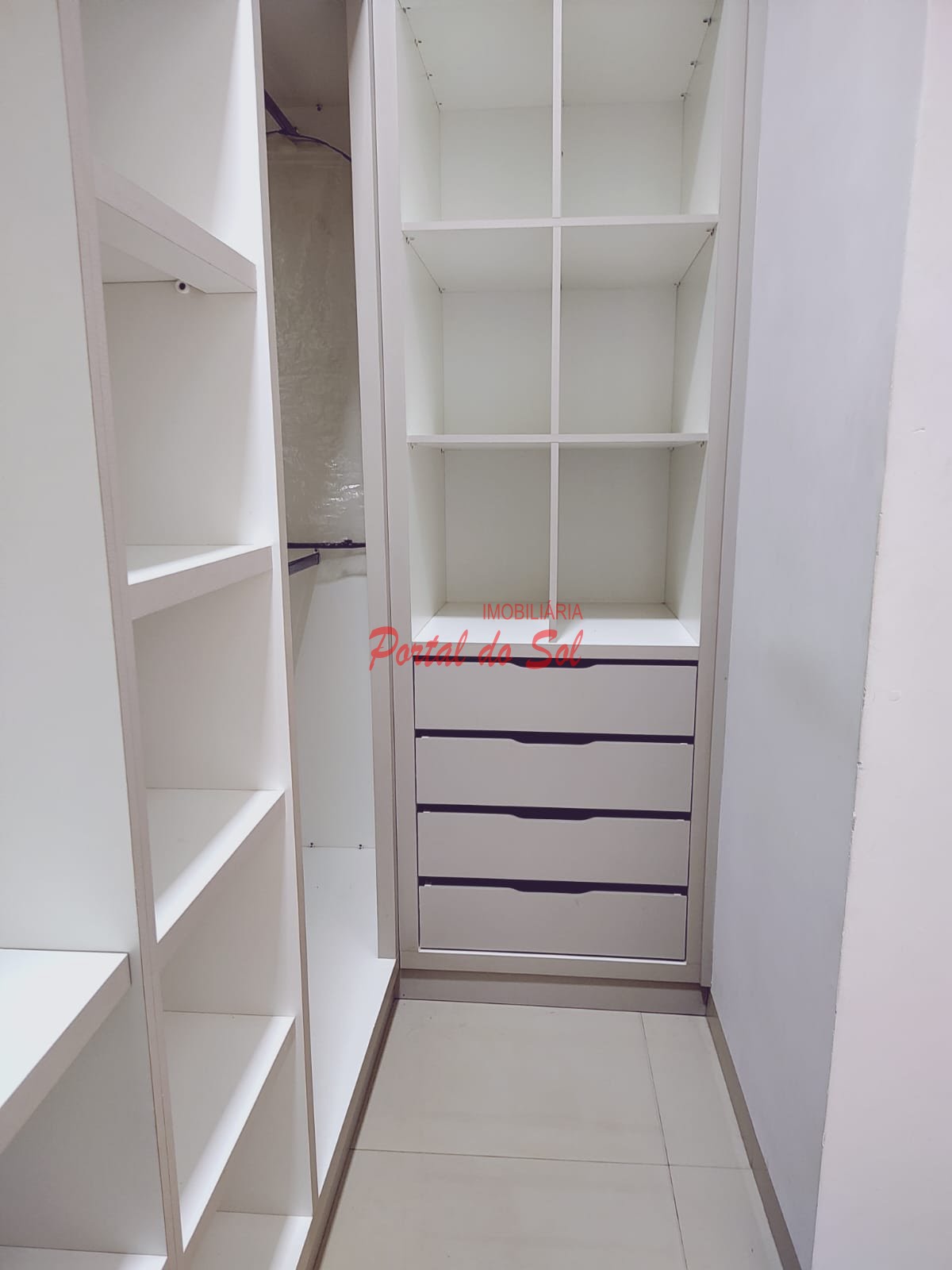 Casa à venda com 4 quartos, 3 suítes e 220m² no Jardim São Pedro II, Santo Antônio da Platina (PR) — foto 7 de 11