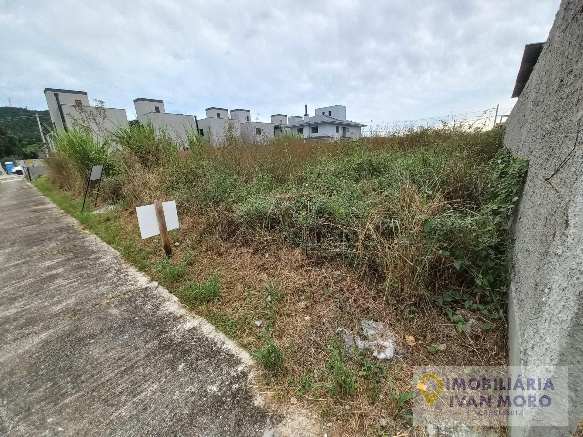 Terreno à venda com 360m² de terreno no Canasvieiras, Florianópolis (SC) — foto 5 de 6