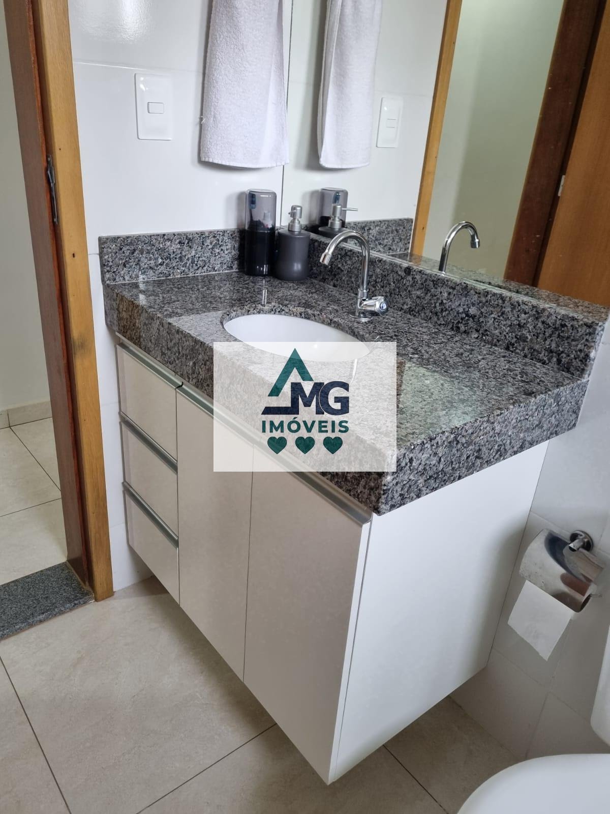 Apartamento à venda com 2 quartos, 1 suíte, 1 vaga e 75m² no Henrique Rezende, Três Corações (MG) — foto 16 de 17