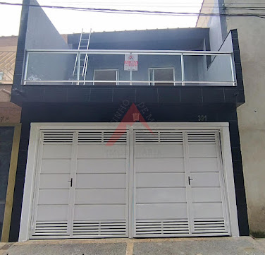 Casa sobrado no Bairro Villa Rica   -  Extrema