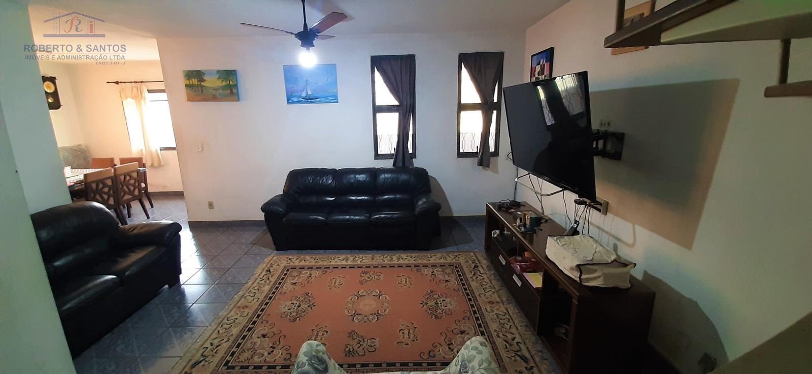 Sala de visitas, outra vista