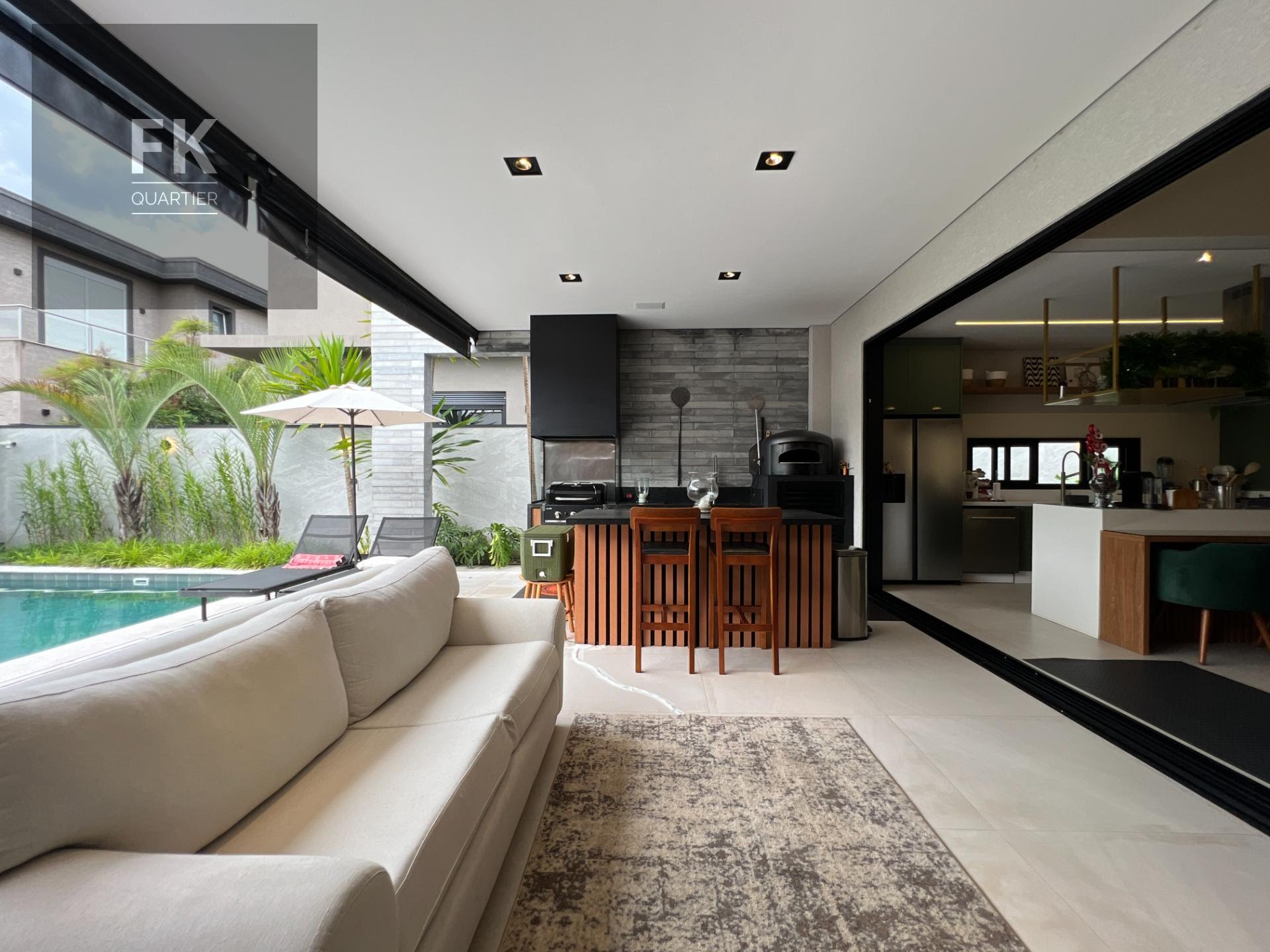 Casa à venda com 3 quartos, 3 suítes, 4 vagas e 382m² no Cidade Tamboré, Santana de Parnaíba (SP) — foto 19 de 30