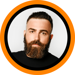 Corretor {{listing Broker().name}}
