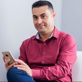 Corretor {{listing Broker().name}}