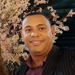 Corretor {{listing Broker().name}}