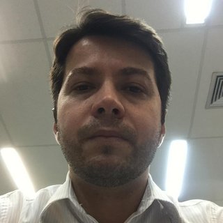 Corretor {{listing Broker().name}}