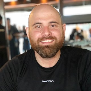 Corretor {{listing Broker().name}}