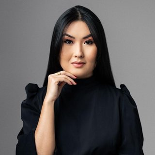 Corretor {{listing Broker().name}}