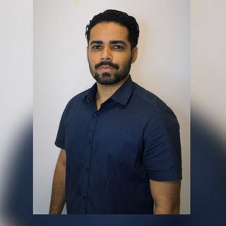Corretor {{listing Broker().name}}