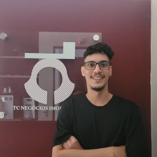 Corretor {{listing Broker().name}}