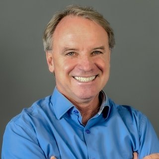 Corretor {{listing Broker().name}}
