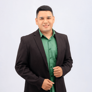Corretor {{listing Broker().name}}