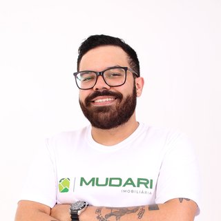 Corretor {{listing Broker().name}}