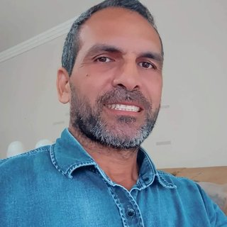 Corretor {{listing Broker().name}}