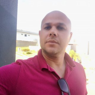 Corretor {{listing Broker().name}}