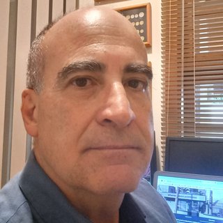 Corretor {{listing Broker().name}}