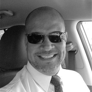 Corretor {{listing Broker().name}}