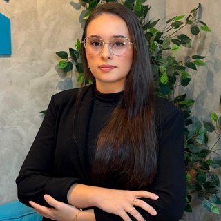 Corretor {{listing Broker().name}}