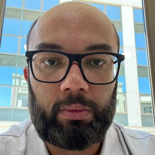 Corretor {{listing Broker().name}}