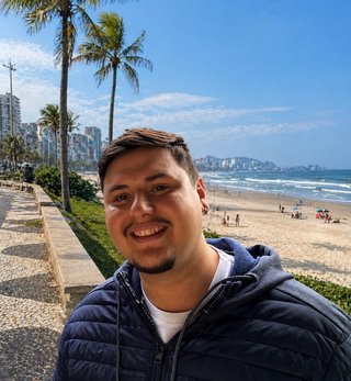 Corretor {{listing Broker().name}}