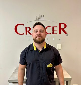 Corretor {{listing Broker().name}}