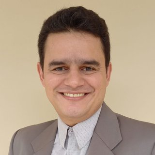 Corretor {{listing Broker().name}}