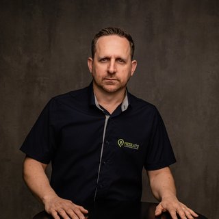 Corretor {{listing Broker().name}}