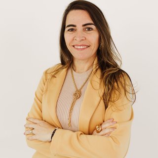 Corretor {{listing Broker().name}}