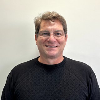 Corretor {{listing Broker().name}}