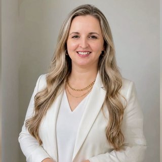 Corretor {{listing Broker().name}}