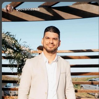 MARCOS MOURA