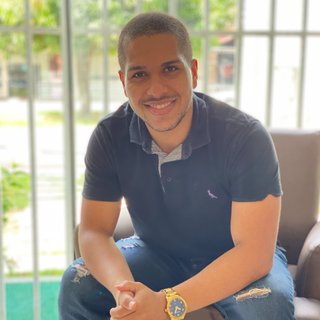 Corretor {{listing Broker().name}}