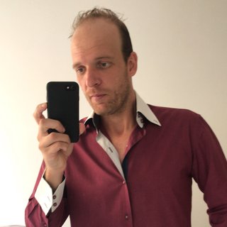 Corretor {{listing Broker().name}}