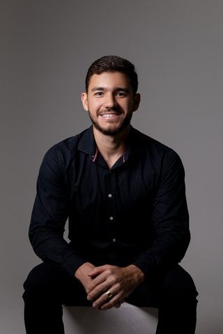 Corretor {{listing Broker().name}}